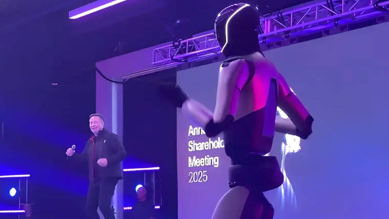 Tesla’s Optimus Robot: A Pivotal Moment in Robotics and Artificial Intelligence